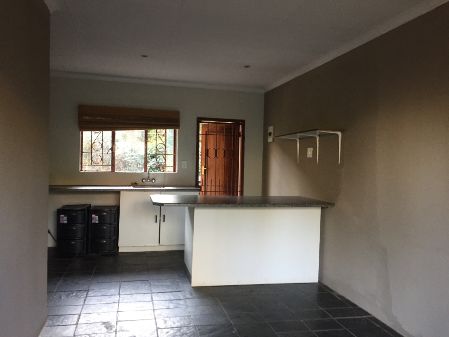 7 Bedroom Property for Sale in Northcliff Gauteng