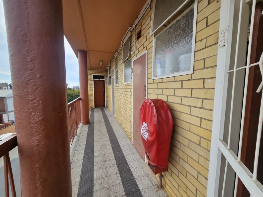 1 Bedroom Property for Sale in Kempton Park Central Gauteng