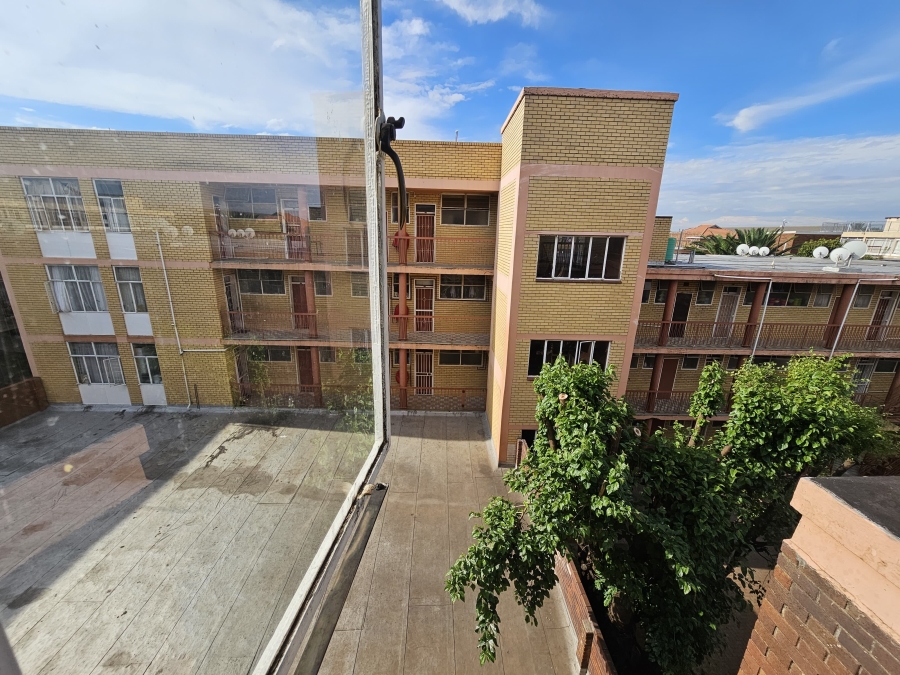 1 Bedroom Property for Sale in Kempton Park Central Gauteng