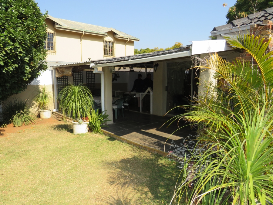 3 Bedroom Property for Sale in Mountain View Gauteng