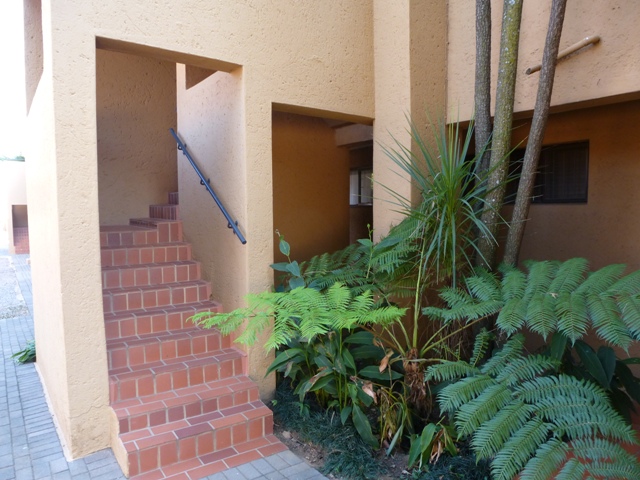 To Let 1 Bedroom Property for Rent in Waterkloof Gauteng