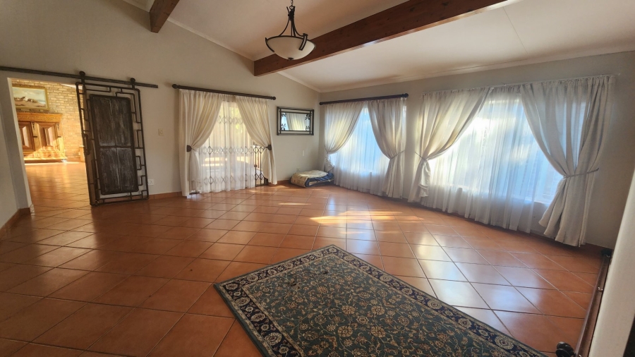 4 Bedroom Property for Sale in Sinoville Gauteng