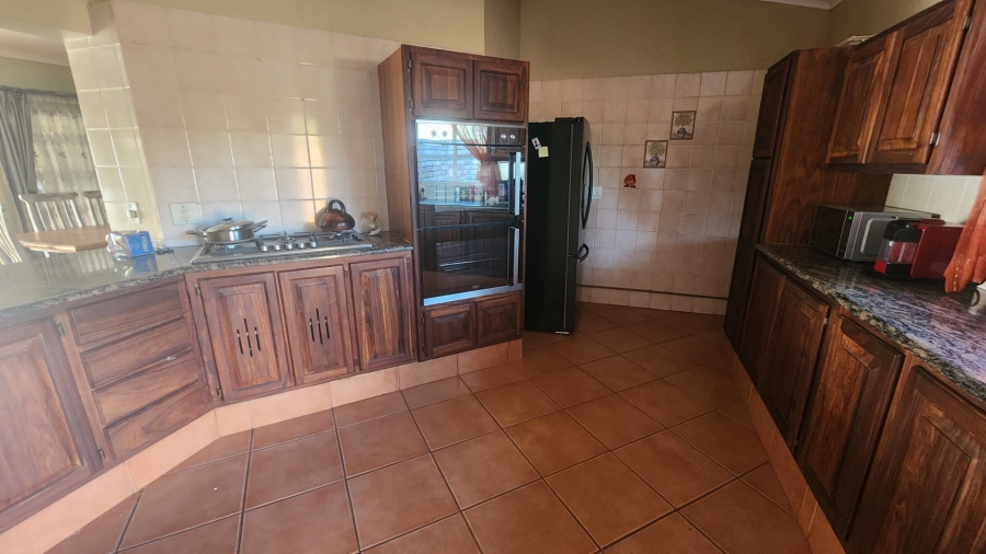 4 Bedroom Property for Sale in Sinoville Gauteng