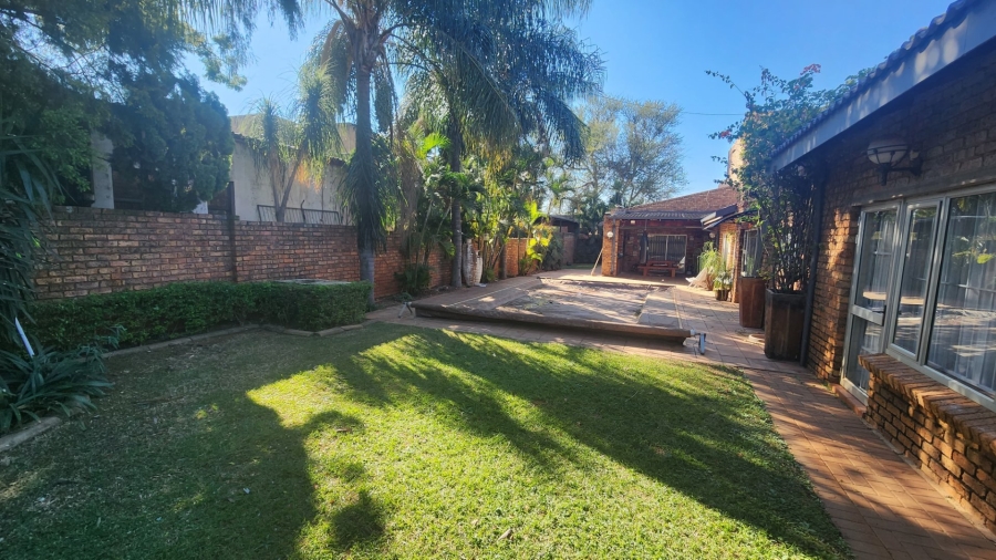 4 Bedroom Property for Sale in Sinoville Gauteng