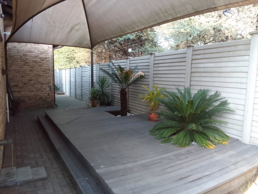 3 Bedroom Property for Sale in Mantevrede Gauteng