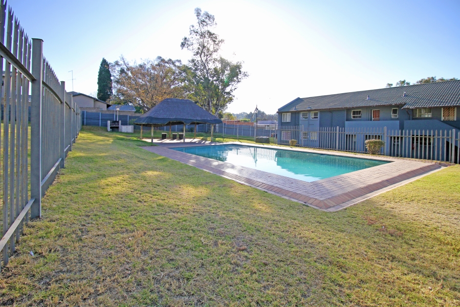 2 Bedroom Property for Sale in Bramley View Gauteng