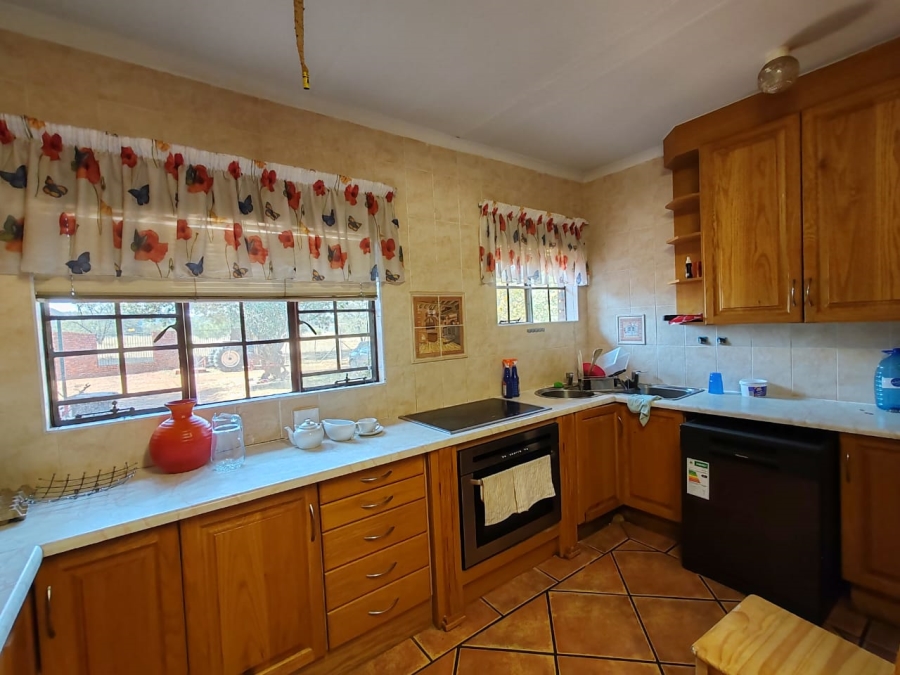 4 Bedroom Property for Sale in Elandsfontein AH Gauteng