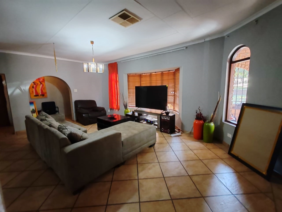 4 Bedroom Property for Sale in Elandsfontein AH Gauteng