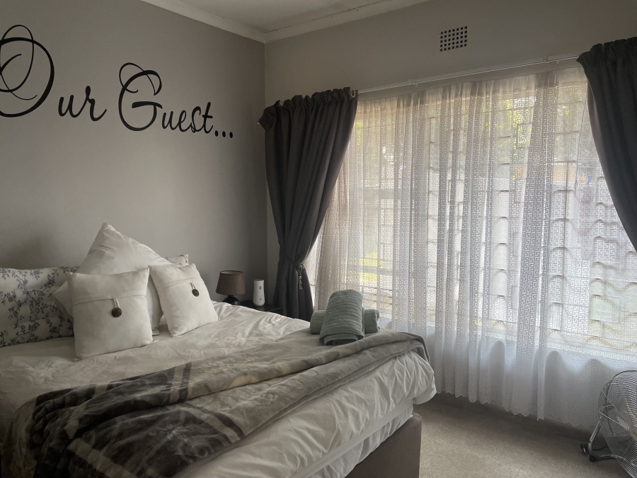 4 Bedroom Property for Sale in Selcourt Gauteng