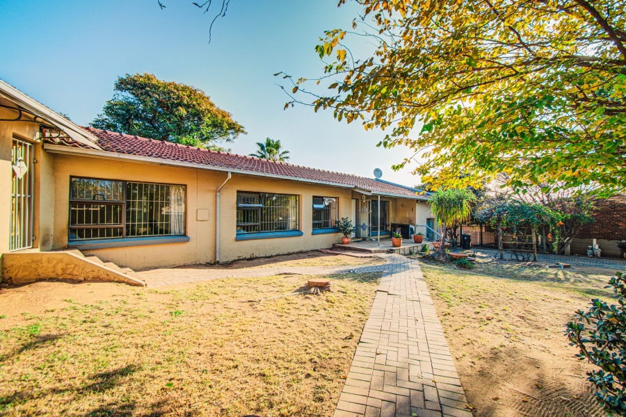 3 Bedroom Property for Sale in Edenvale Central Gauteng