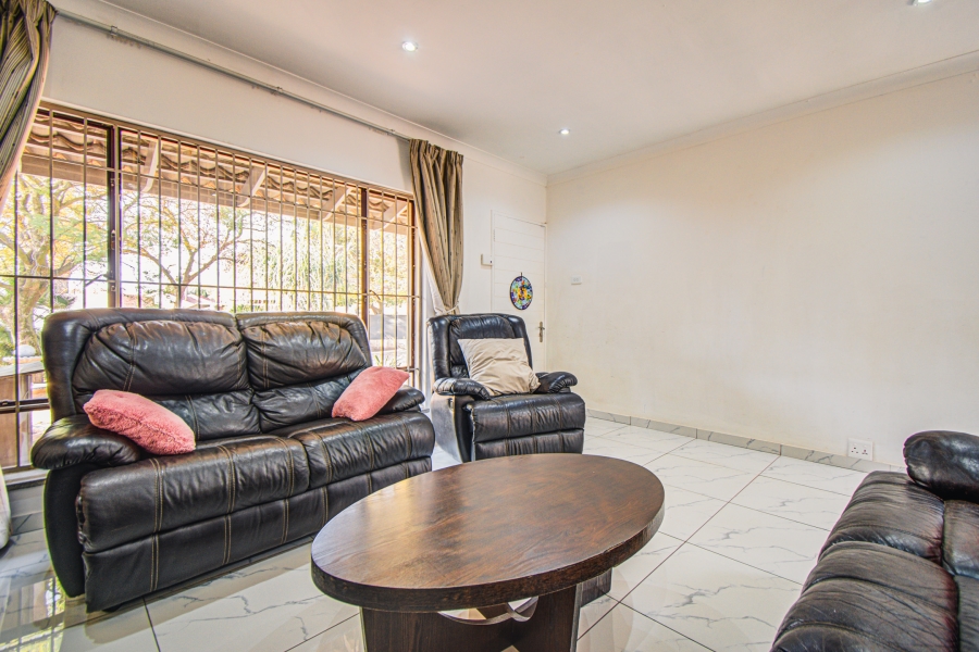 3 Bedroom Property for Sale in Edenvale Central Gauteng