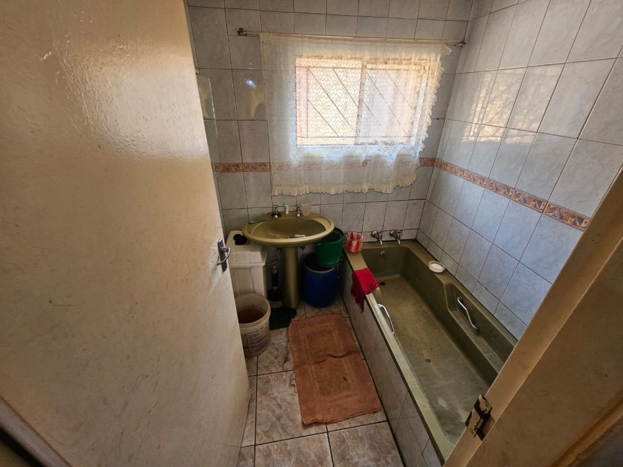 2 Bedroom Property for Sale in Leboeng Gauteng