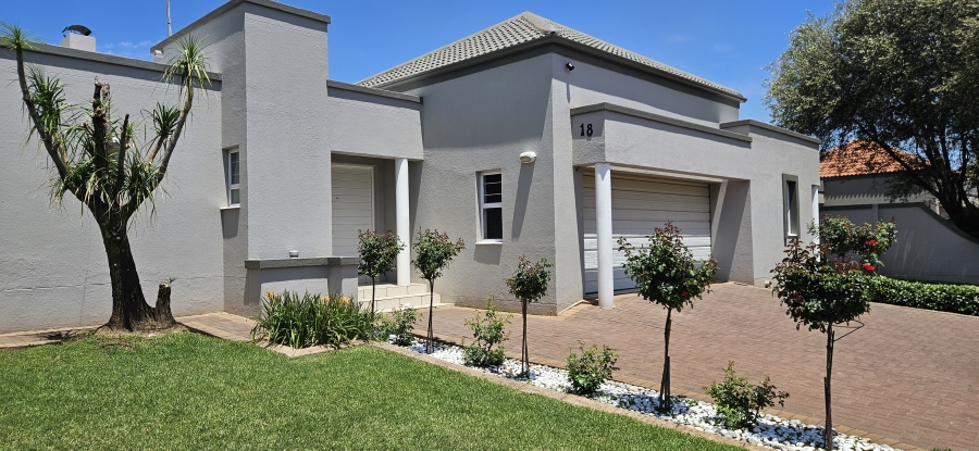 4 Bedroom Property for Sale in Three Rivers East Gauteng