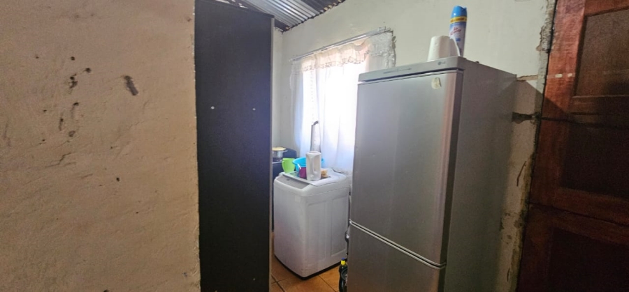 2 Bedroom Property for Sale in Ecaleni Gauteng