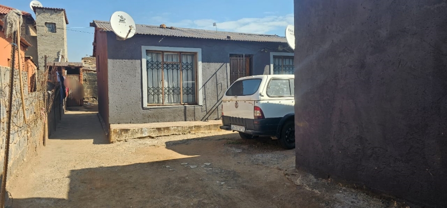 2 Bedroom Property for Sale in Ecaleni Gauteng