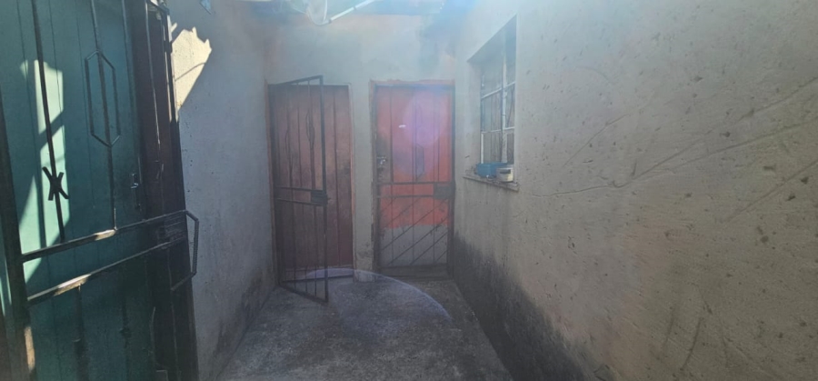 2 Bedroom Property for Sale in Ecaleni Gauteng