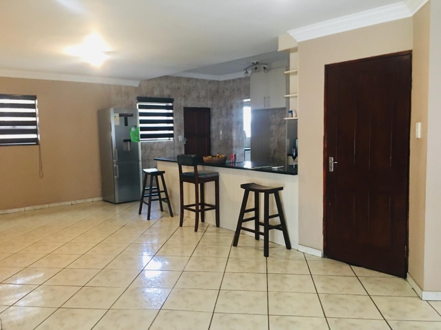 3 Bedroom Property for Sale in Thatchfield Gardens Gauteng