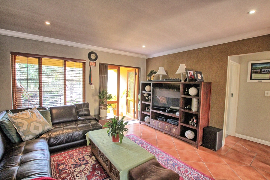 2 Bedroom Property for Sale in Lonehill Gauteng