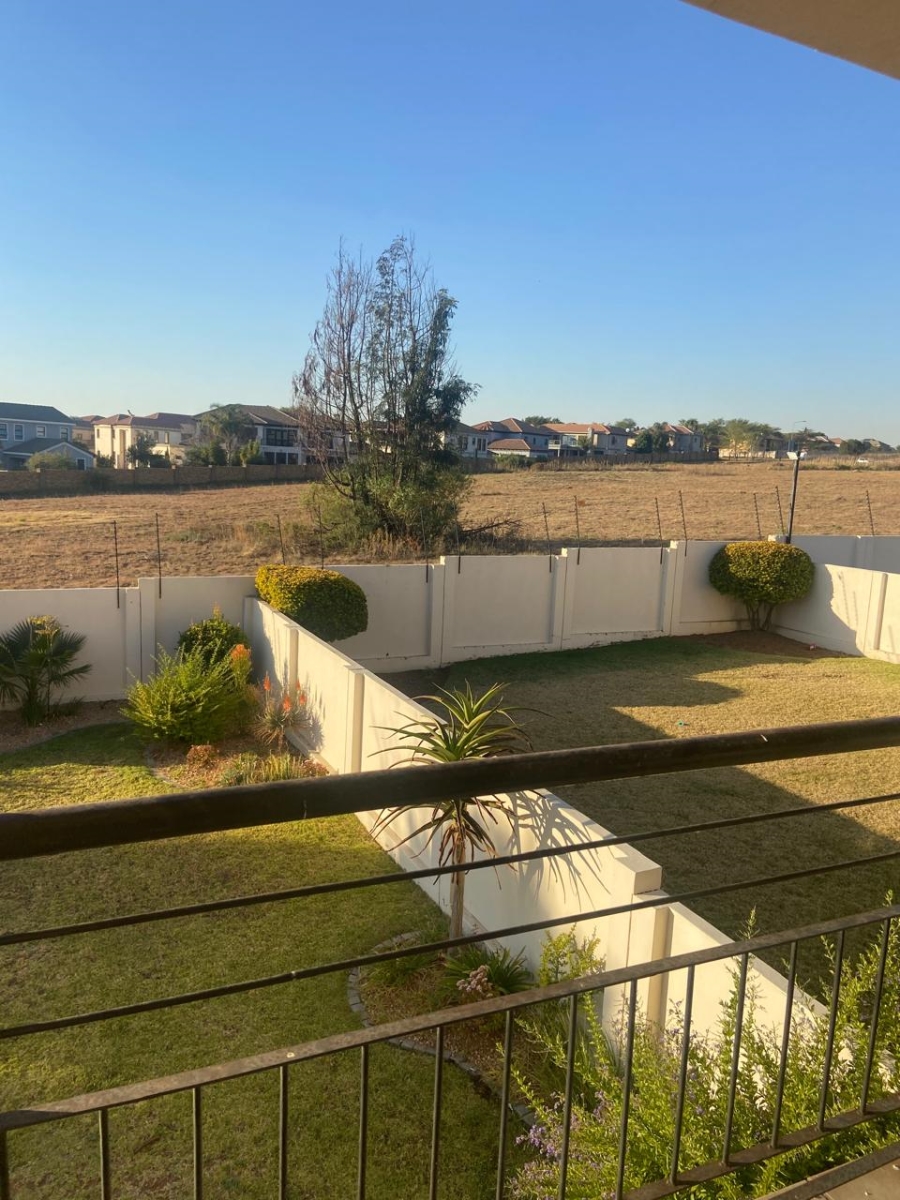 To Let 3 Bedroom Property for Rent in Country View Gauteng