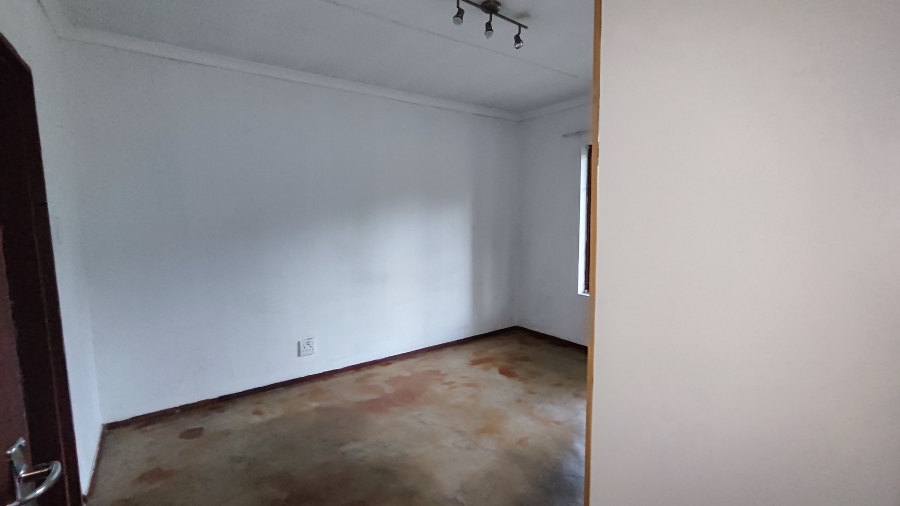 To Let 1 Bedroom Property for Rent in Austinview Gauteng