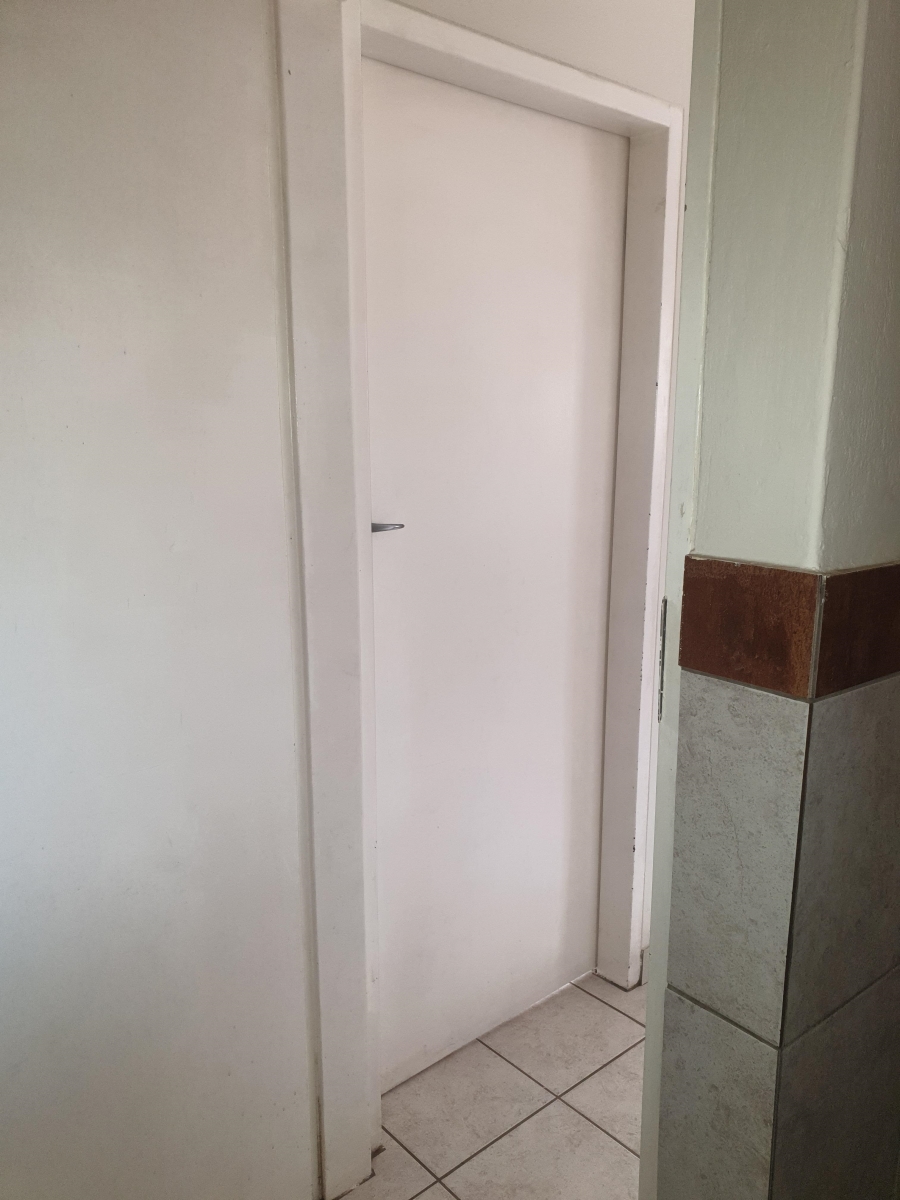 1 Bedroom Property for Sale in Kempton Park Central Gauteng