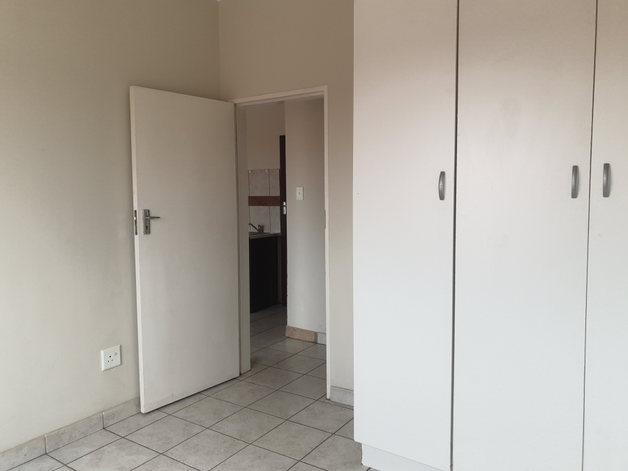 1 Bedroom Property for Sale in Kempton Park Central Gauteng