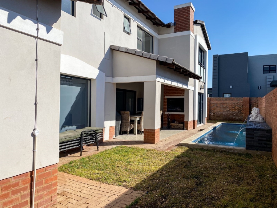 4 Bedroom Property for Sale in Six Fountains Residential Estate Gauteng