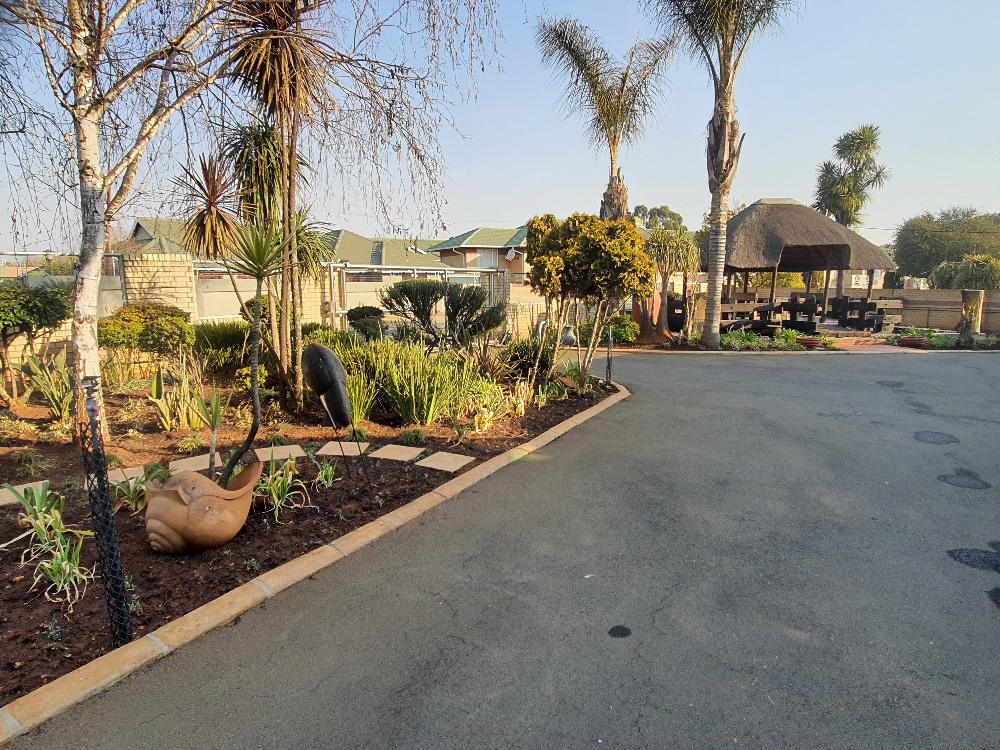 4 Bedroom Property for Sale in Kenleaf Gauteng