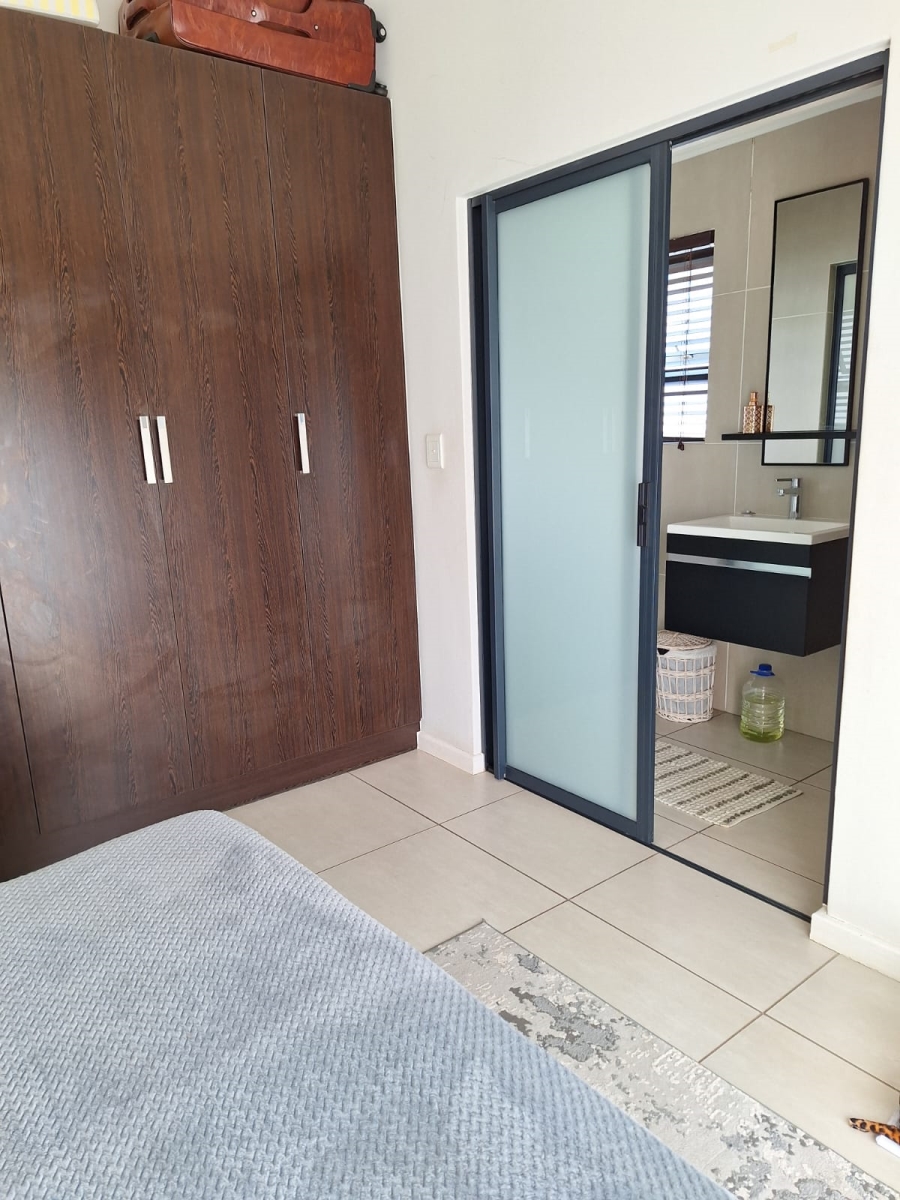 2 Bedroom Property for Sale in Greenstone Ridge Gauteng