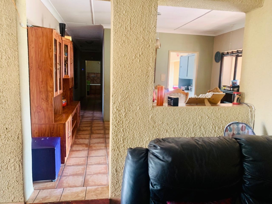 3 Bedroom Property for Sale in Rensburg Gauteng