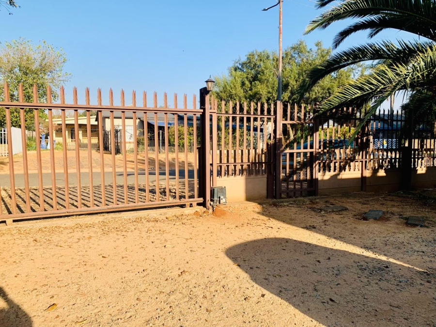 3 Bedroom Property for Sale in Rensburg Gauteng