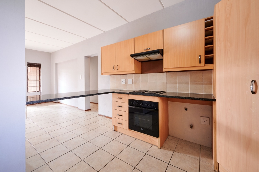 2 Bedroom Property for Sale in Halfway Gardens Gauteng