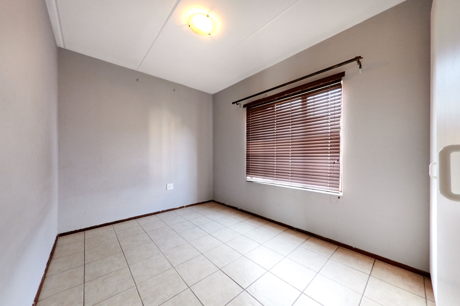 2 Bedroom Property for Sale in Halfway Gardens Gauteng