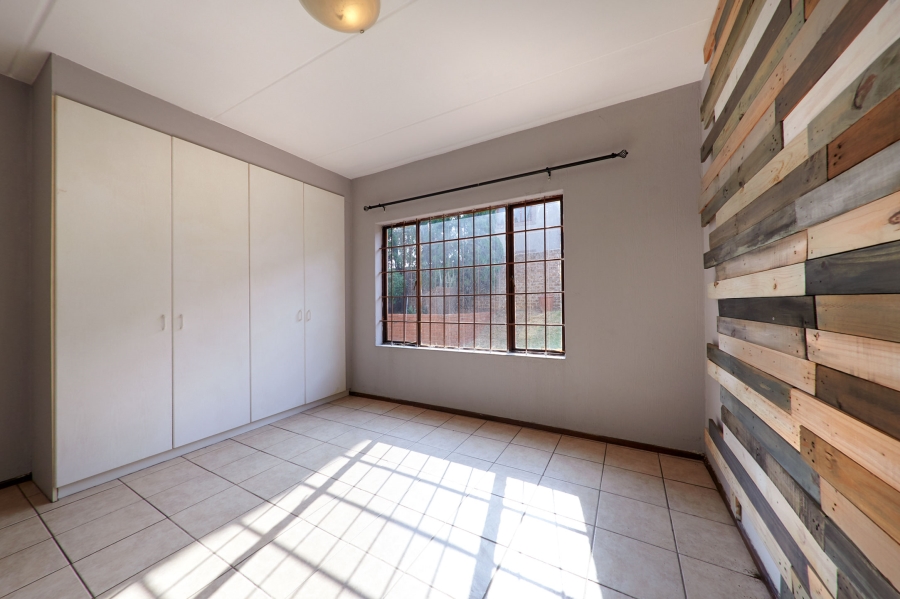 2 Bedroom Property for Sale in Halfway Gardens Gauteng