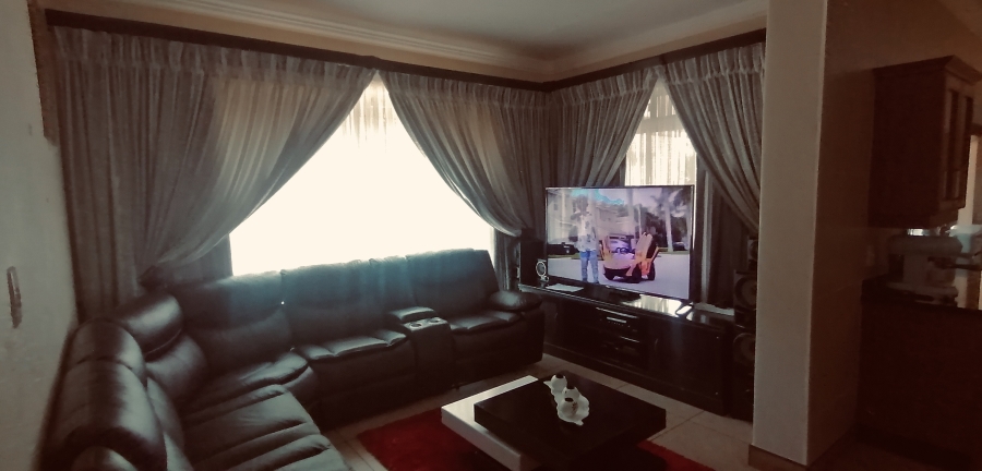 3 Bedroom Property for Sale in Edelweiss Gauteng