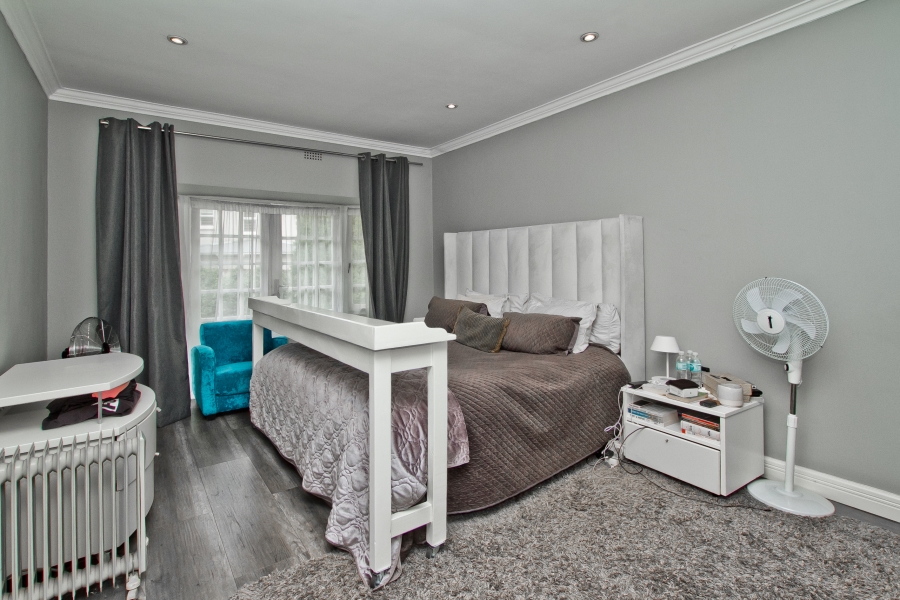 10 Bedroom Property for Sale in Illovo Gauteng