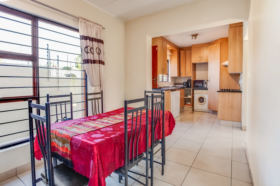 3 Bedroom Property for Sale in Douglasdale Gauteng