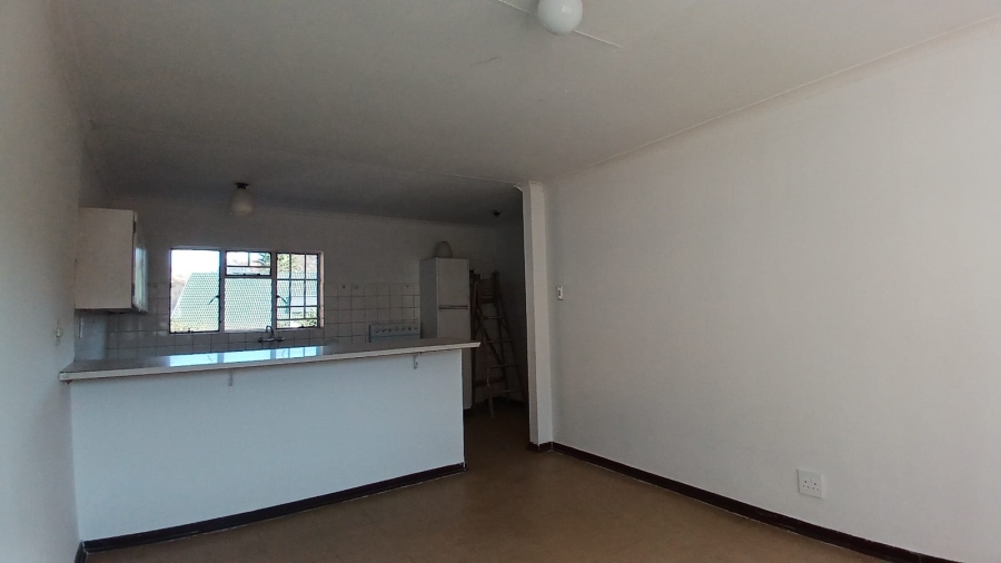 2 Bedroom Property for Sale in Vanderbijlpark CW 5 Gauteng
