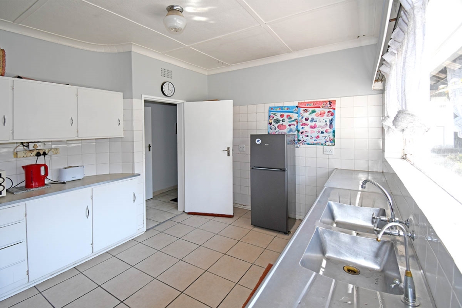 4 Bedroom Property for Sale in Kensington B Gauteng