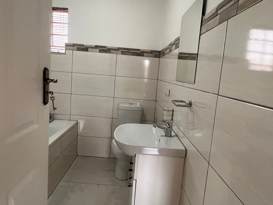 2 Bedroom Property for Sale in Montana Gauteng