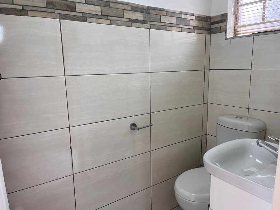 2 Bedroom Property for Sale in Montana Gauteng