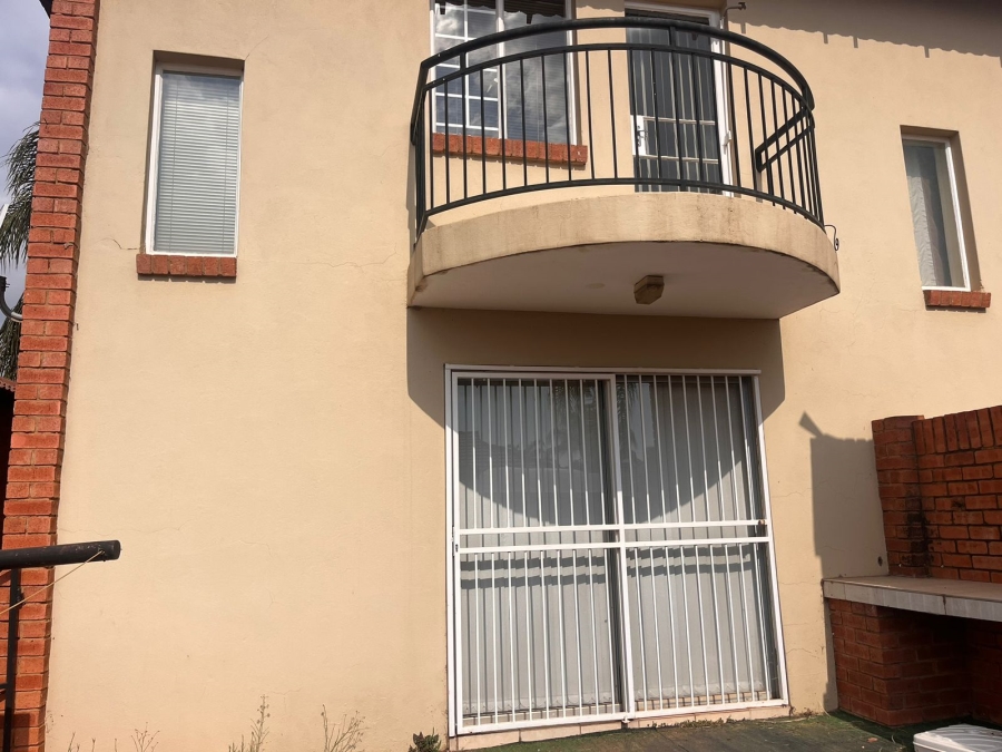 2 Bedroom Property for Sale in Montana Gauteng