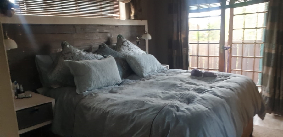 7 Bedroom Property for Sale in Mayville Gauteng