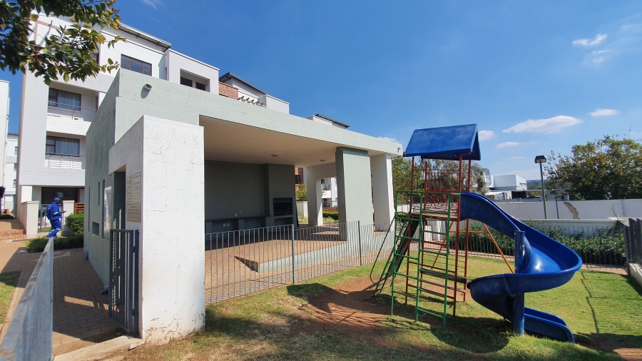 To Let 2 Bedroom Property for Rent in Ferndale Gauteng