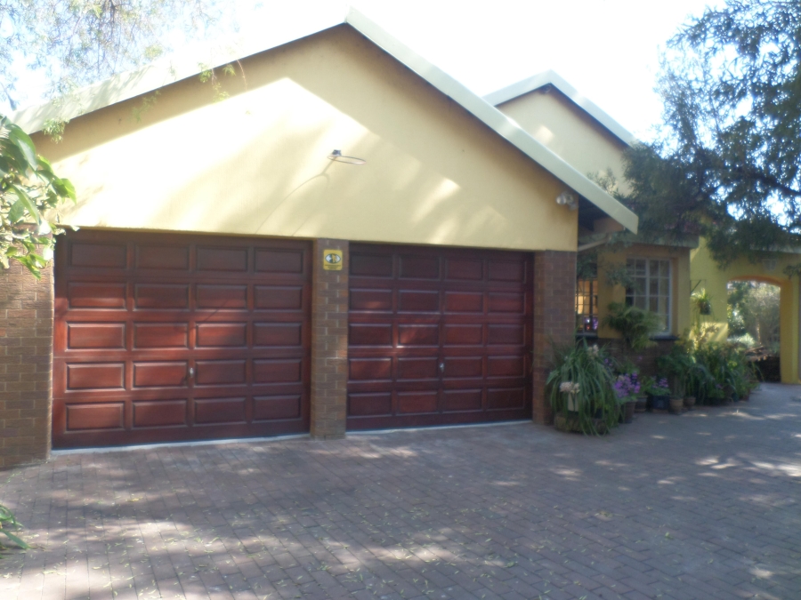 4 Bedroom Property for Sale in Eden Glen Gauteng