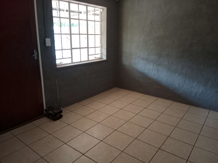 2 Bedroom Property for Sale in Danville Gauteng