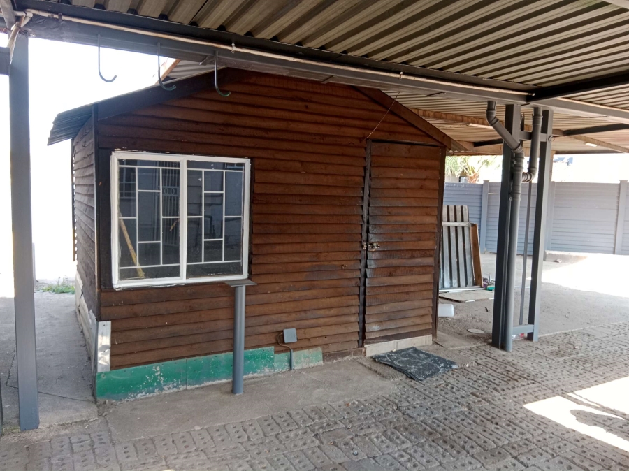 2 Bedroom Property for Sale in Danville Gauteng