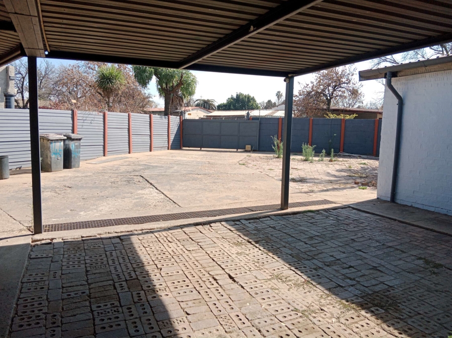 2 Bedroom Property for Sale in Danville Gauteng