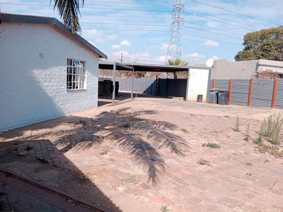 2 Bedroom Property for Sale in Danville Gauteng