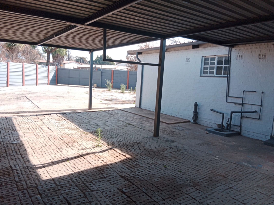 2 Bedroom Property for Sale in Danville Gauteng